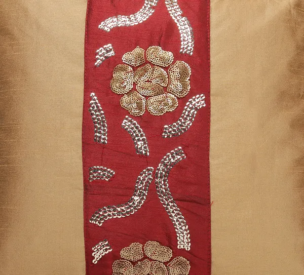 Pack_of_5_Pieces_Polysilk_Floral_Squence_Maroon_Cushion_Cover_for_Living_room_and_Bedroom