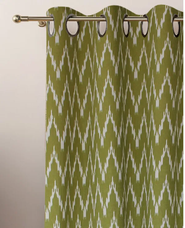 Pack_of_2_Cotton_Green_Waggle_Printed_Eyelet_Curtain_Set_for_Window_and_Door