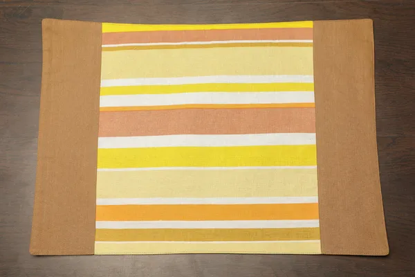 Pack_of_18_Pieces_Cotton_Yellow_Stripe_Place_Mat_With_Napkin_for_Dining_and_Center_Table
