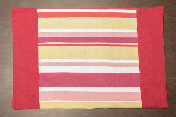 Pack_of_18_Pieces_Cotton_Maroon_Stripe_Place_Mat_With_Napkin_for_Dining_and_Center_Table