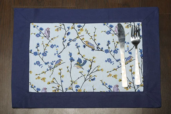 Pack_of_18_Pieces_Cotton_Blue_Bird_Printed_Place_Mat_With_Napkin_for_Dining_and_Center_Table