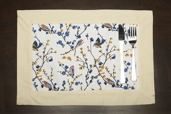 Pack_of_18_Pieces_Cotton_Cream_Bird_Printed_Place_Mat_With_Napkin_for_Dining_and_Center_Table