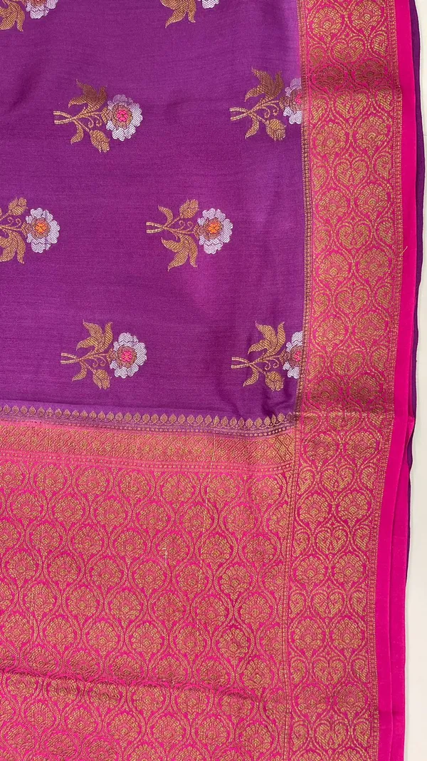 Humairah_Pure_Handwoven_Purple_Muga_Silk_Floral_Zari_Mina_Booti_Contrast_Magenta_Anchal_Copper_Zari_Border_Banarasi_Saree_with_Magenta_Pink_Blouse_piece