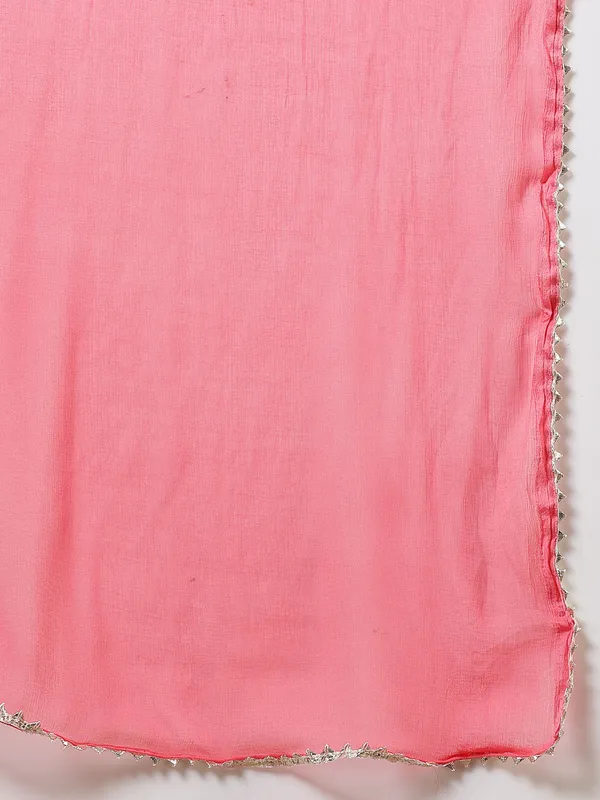 Modern_Ethnic_Wear_Kurti,_Pant_&_Dupatta