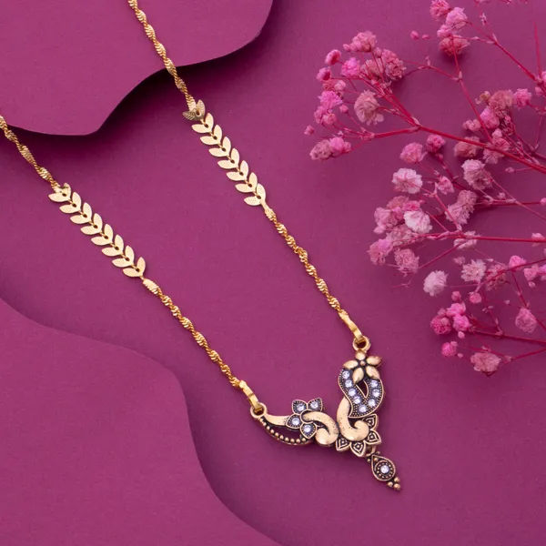 Gold_Trendy_And_Stylish_Gold_Plated_Necklace_Chain_For_Women