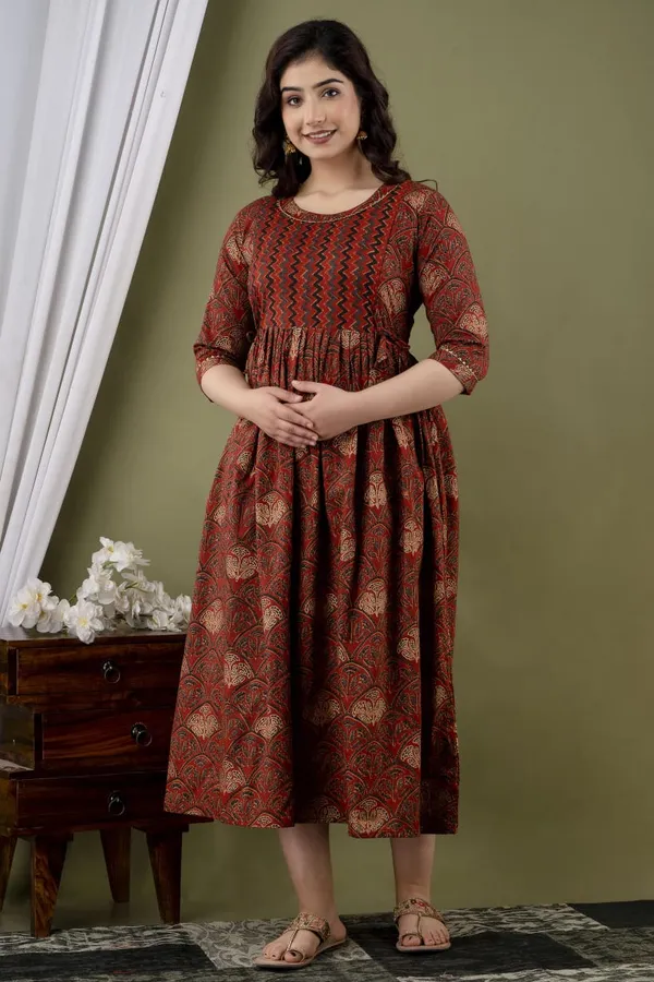 Deep_jyoti_Cotton_Printed_Maternity_And_Feeding_Kurti_Combo_Of_2