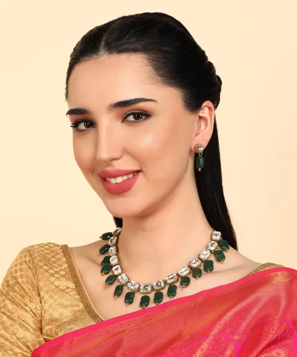 Alloy_And_Kundan_Antique_Green_Beads_Necklace_Set
