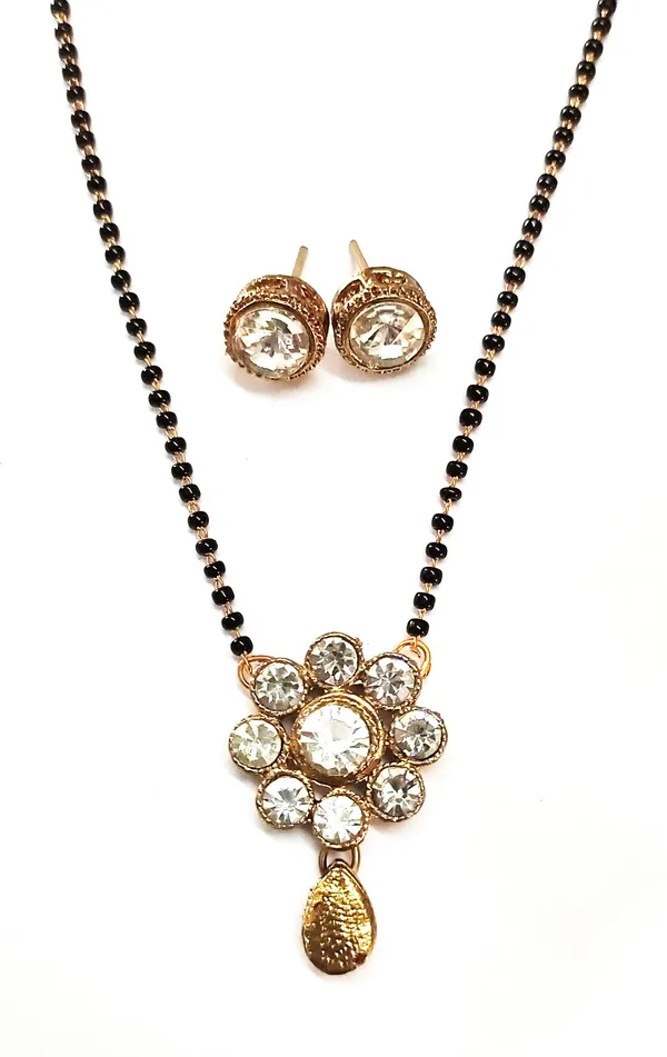 18_Inch_Allure_Fusion_Kundan_Mangalsutra_For_Women