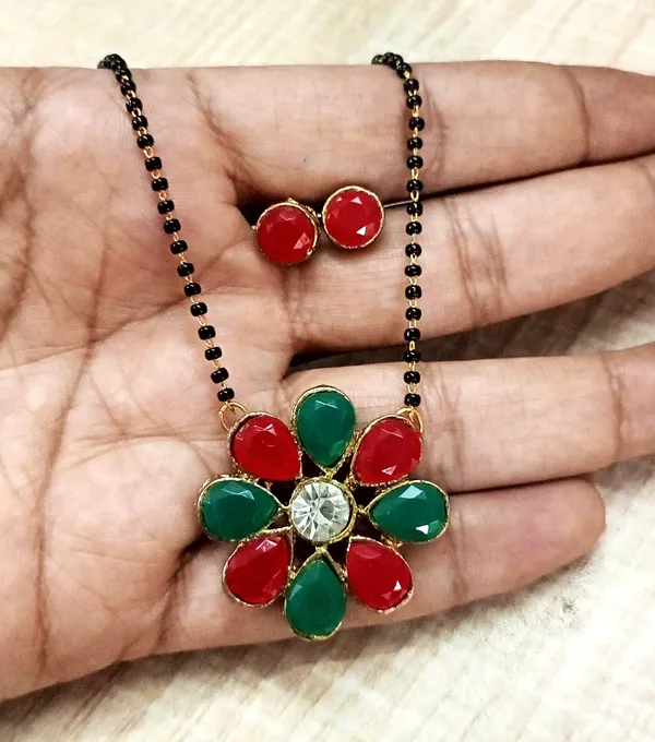 Allure_Fusion_Kundan_Mangalsutra_For_Women