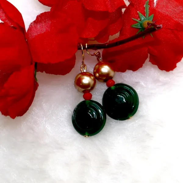Antique_Green_Beads_Necklace_With_Pearl_Work_For_Women