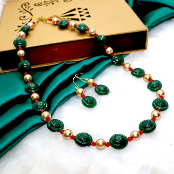 Antique_Green_Beads_Necklace_With_Pearl_Work_For_Women