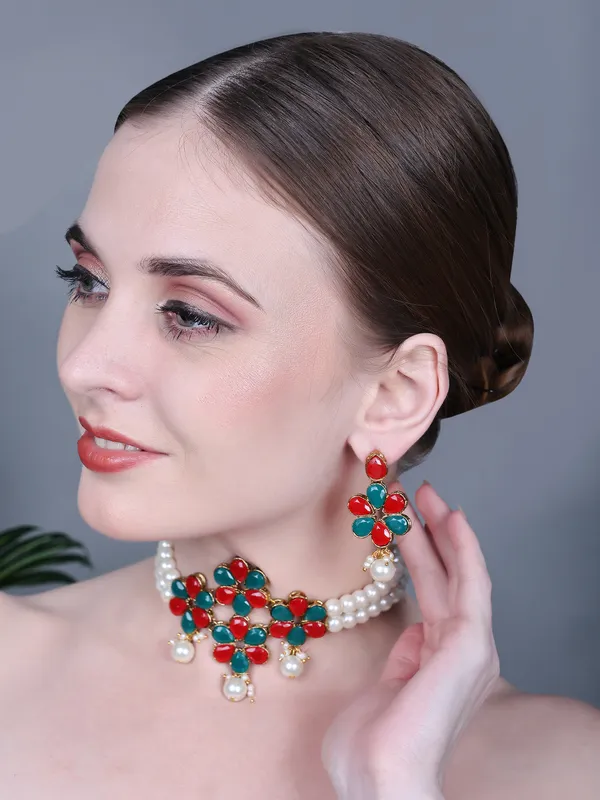 Classic_Double_Line_Pearl_And_Kundan_Chokar_Necklace_Set_For_Women