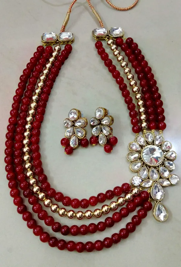 Four_Layer_Mahroon_Pearl_And_Kundan_Necklace_Set