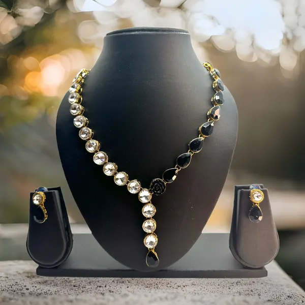 Black_White_Metal_Copper_Jewellery_Set_For_Women