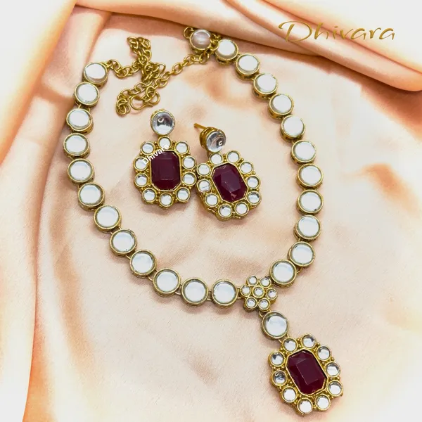 Kundan_And_Alloy_Jewellery_Set_For_Women_|