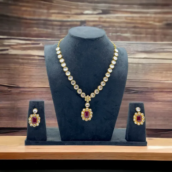 Kundan_And_Alloy_Jewellery_Set_For_Women_|