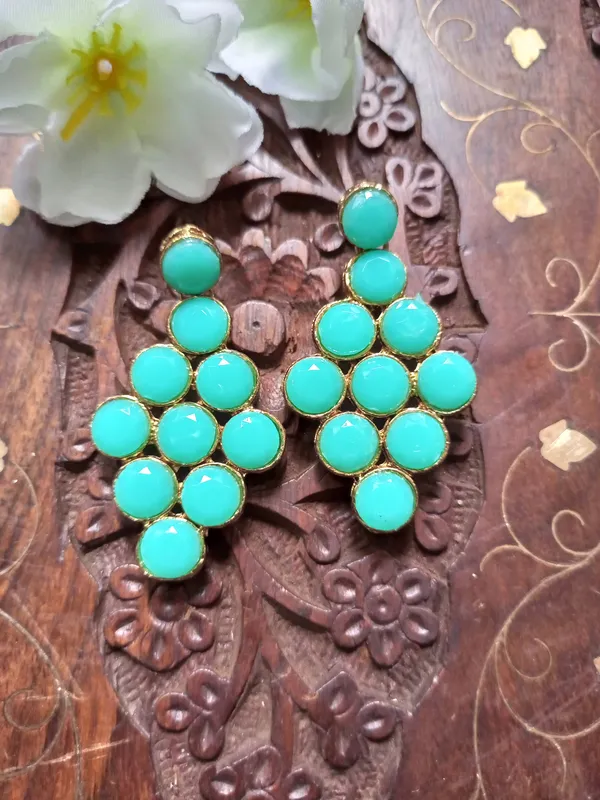 Kundan_And_Alloy_Earring_For_Women