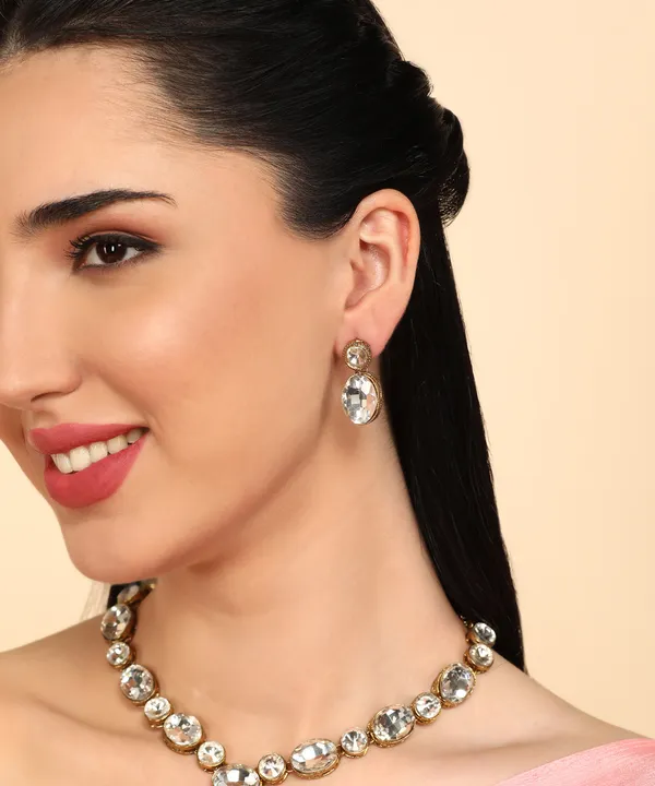 Kundan_And_Alloy_Jewellery_Set_For_Women