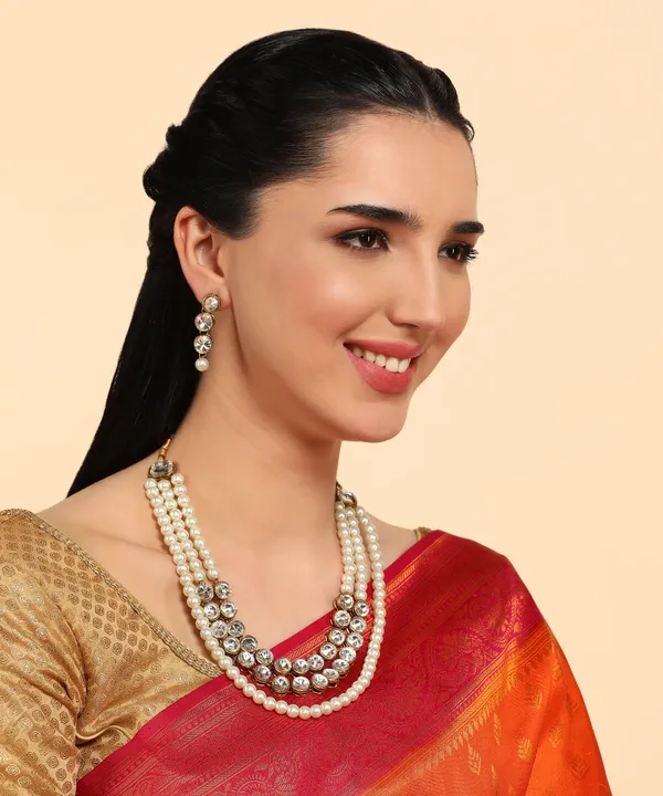 Three_Line_White_Pearl_And_Kundan_Necklace_Set