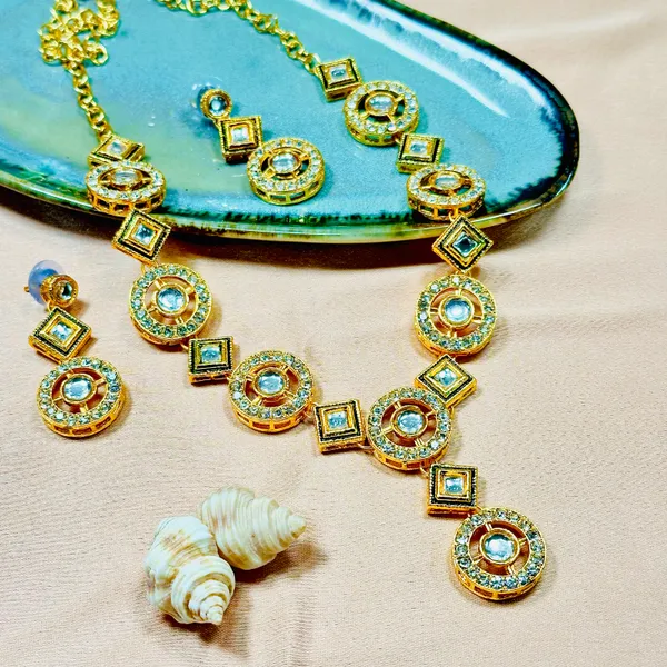 Traditional_Gold_Plated_Kundan_Necklace_Set_For_Women