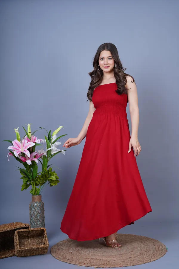 Red_Rayon_Sleeveless_Solid_Gown_For_Women