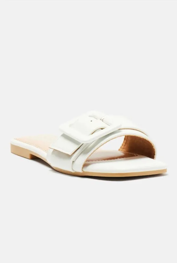 White_Flat_Square_Toe_Sandals_For_Women
