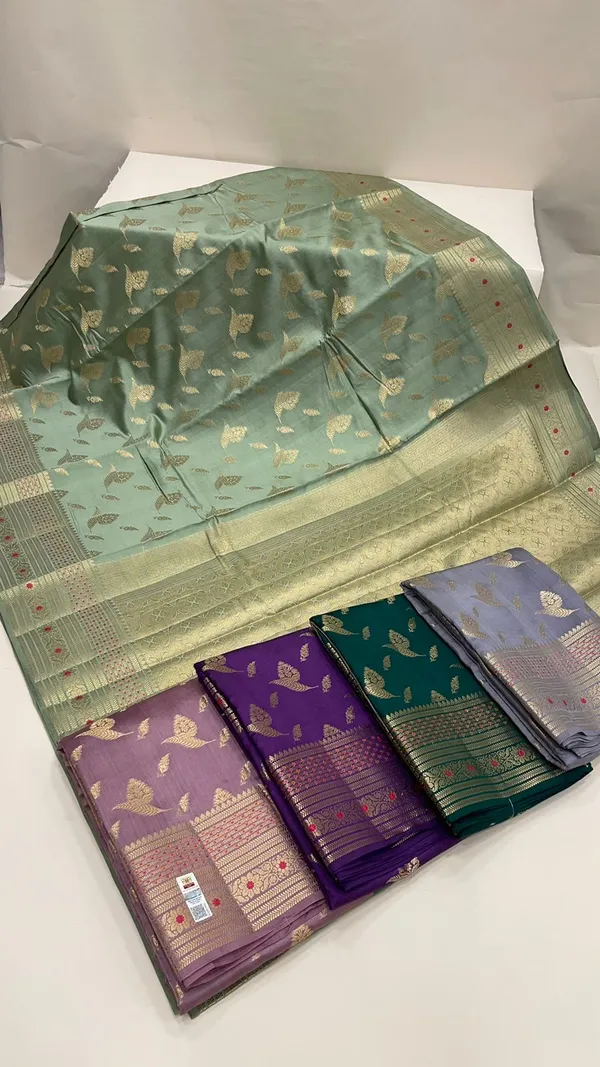 Humairah_Pure_Silk_Handwoven_Light_Green_Chiniya_Silk_with_Gold_Zari_Floral_Booti_and_Minakari_Border_&_Light_green_Blouse_Piece