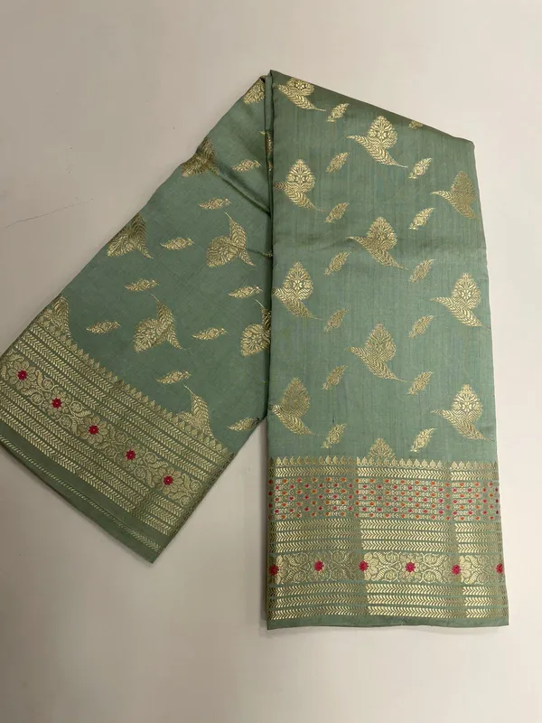 Humairah_Pure_Silk_Handwoven_Light_Green_Chiniya_Silk_with_Gold_Zari_Floral_Booti_and_Minakari_Border_&_Light_green_Blouse_Piece