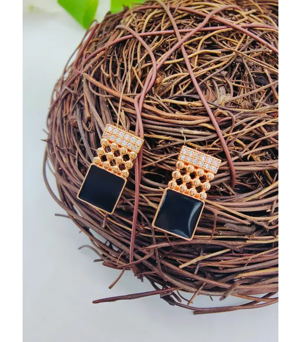 Gold_American_Diamond_Alloy_Trendy_Earring_For_Women