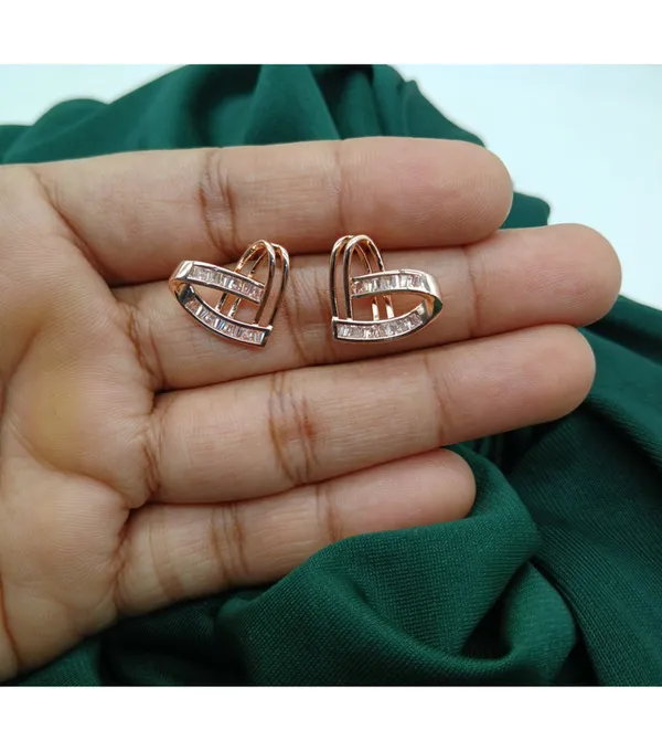 Gold_American_Diamond_Alloy_Trendy_Earring_For_Women