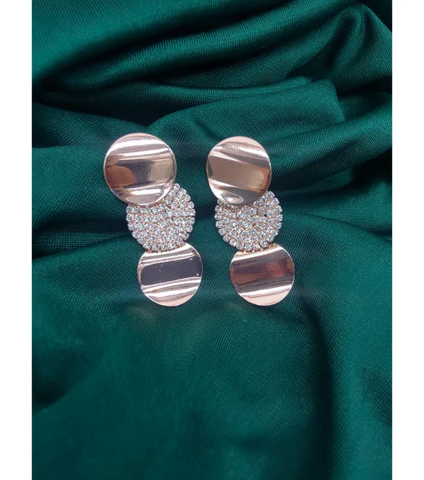 Gold_American_Diamond_Alloy_Trendy_Earring_For_Women