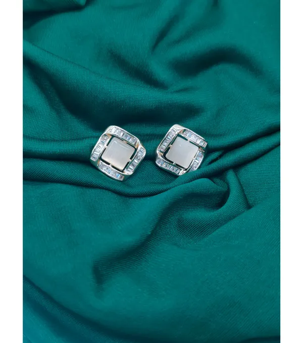 Silver_American_Diamond_Alloy_Trendy_Earring_For_Women
