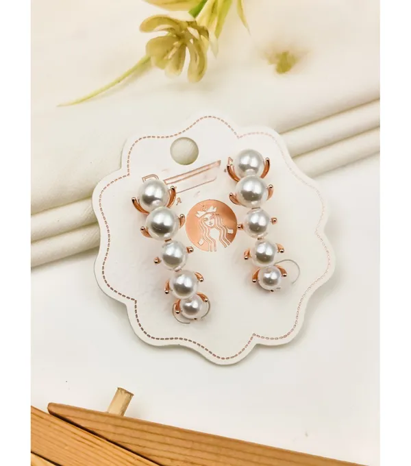 Gold_American_Diamond_Alloy_Trendy_Earring_For_Women