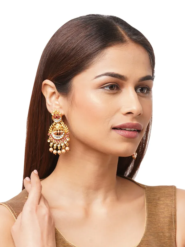 Women_Gold-Toned_Gold_Plated_Contemporary_Kundan_Dangler_Drop_Earrings