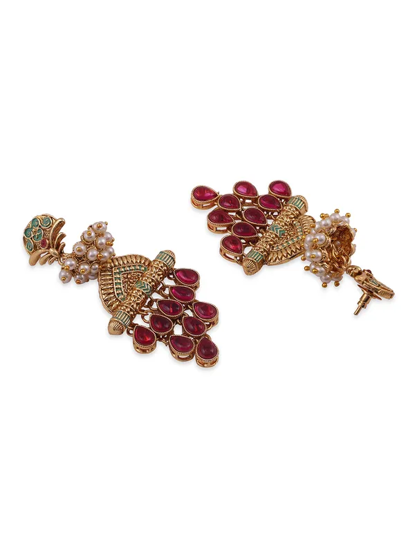 Gold-Toned_Contemporary_Drop_Earrings