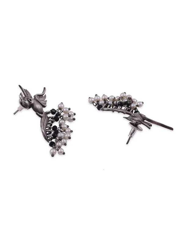 Silver-Toned_Contemporary_Studs_Earrings