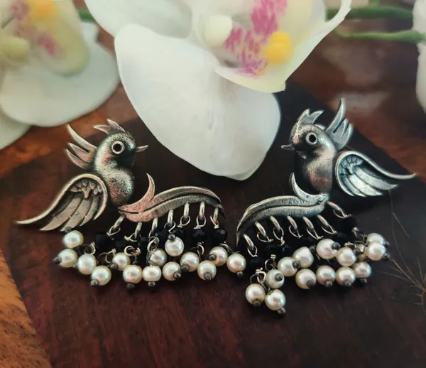 Contemporary_Studs_Earrings