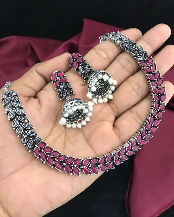 Silver-Plated_Necklace_&_Earrings_Set_–_Timeless_Elegance