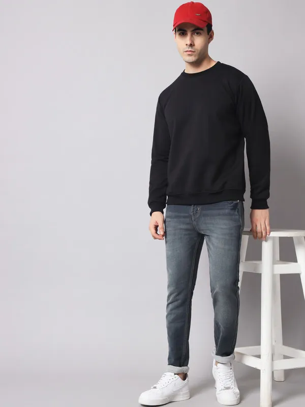 Black_Men's_Sweatshirt__Comfortable,_Stylish_And_Trendy_Casual_Wear