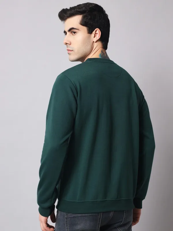 Dark_Green_Men's_Sweatshirt__Comfortable,_Stylish_And_Trendy_Casual_Wear