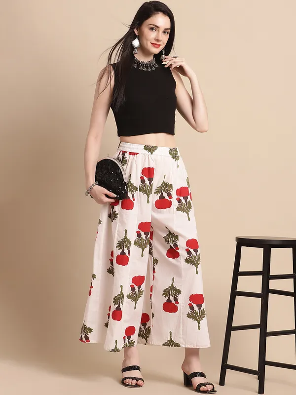 Red_Cotton_Flair_Printed_Regular_Palazzo