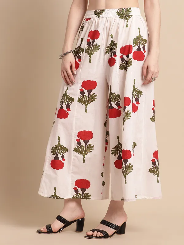 Red_Cotton_Flair_Printed_Regular_Palazzo