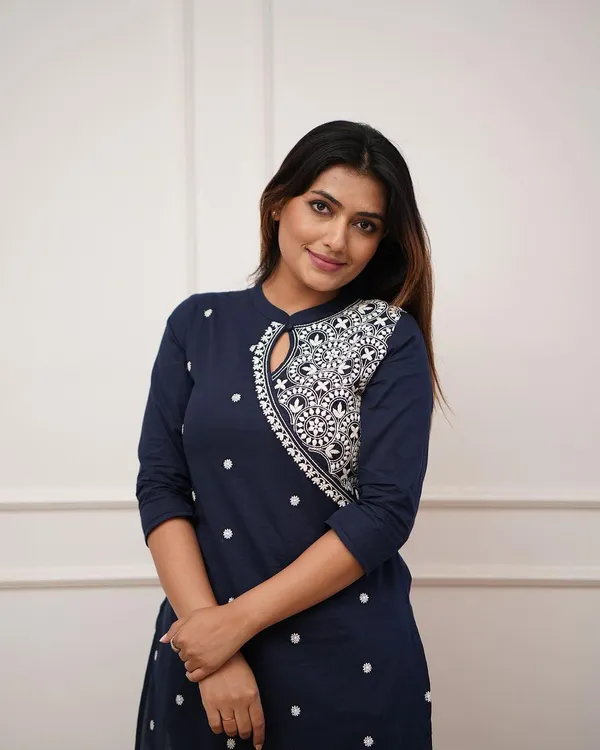 Blue_Cotton_Blend_Regular_Kurta_For_Women