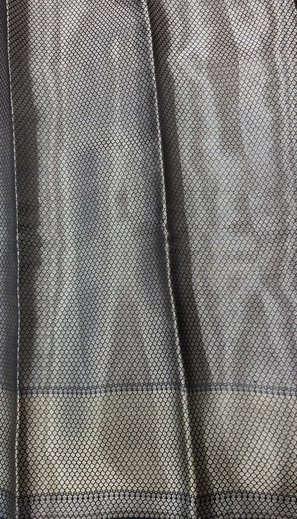 Humairah_Pure_Handloom_Purple_Dupion_Silk_Tilfi_Mina_Floral_Zari_Jaal_Skirt_Golden_Zari_Contrast_Black_Border_with_Contrast_Black_Silver_Pallu_and_Black_Blouse