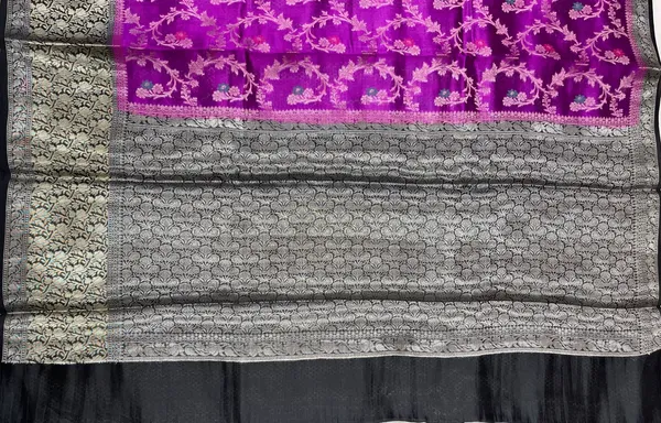 Humairah_Pure_Handloom_Purple_Dupion_Silk_Tilfi_Mina_Floral_Zari_Jaal_Skirt_Golden_Zari_Contrast_Black_Border_with_Contrast_Black_Silver_Pallu_and_Black_Blouse