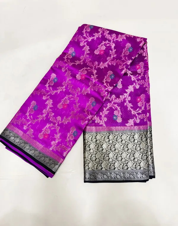 Humairah_Pure_Handloom_Purple_Dupion_Silk_Tilfi_Mina_Floral_Zari_Jaal_Skirt_Golden_Zari_Contrast_Black_Border_with_Contrast_Black_Silver_Pallu_and_Black_Blouse