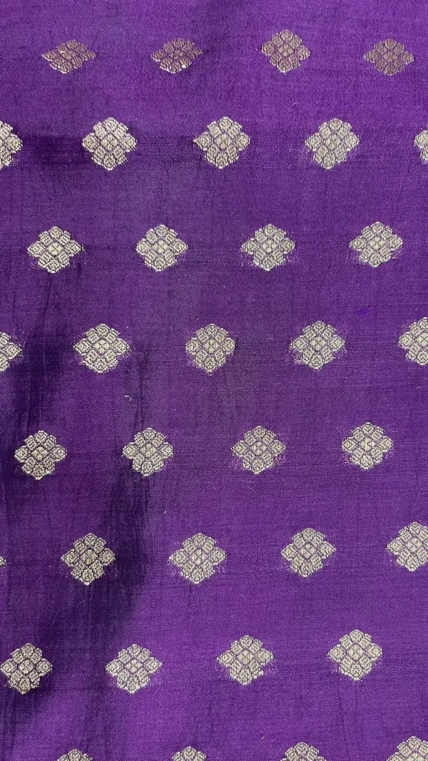 Humairah_Pure_Handwoven_Purple_Chiniya_Silk_Gold_Zari_Booti_Paisley_Mina_Anchal_with_Paisley_Mina_Zari_Border_Banarasi_Saree_with_Purple_Blouse_piece