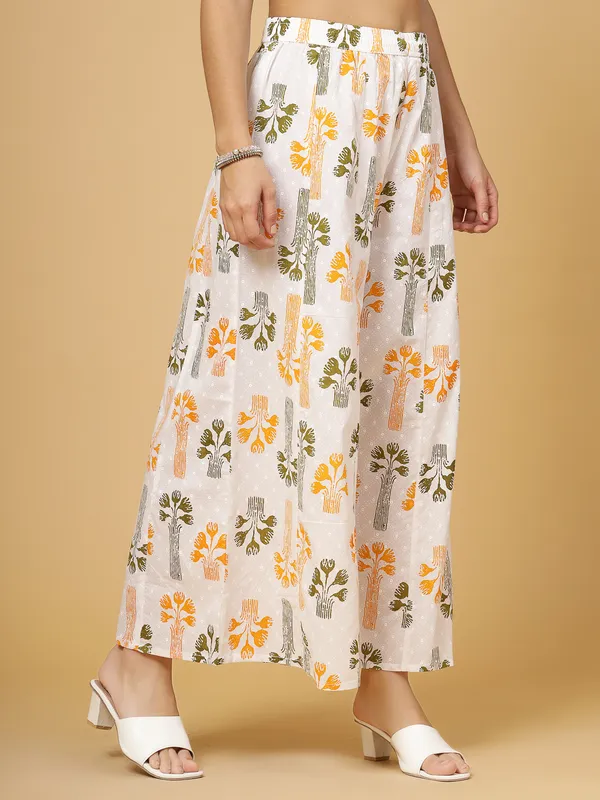 White_Pure_Cotton_Big_Flair_Printed_Regular_Palazzo