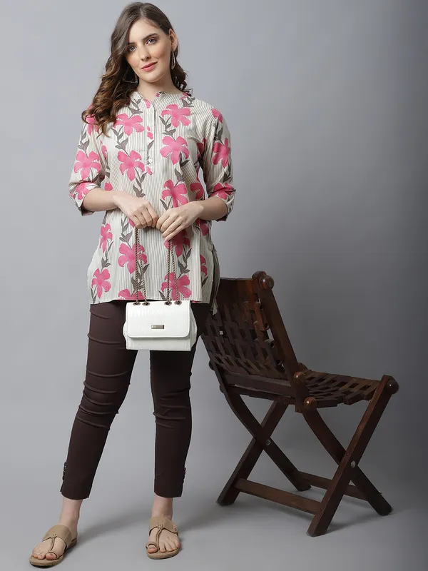 Pink_Viscose_Printed_Short_Kurti