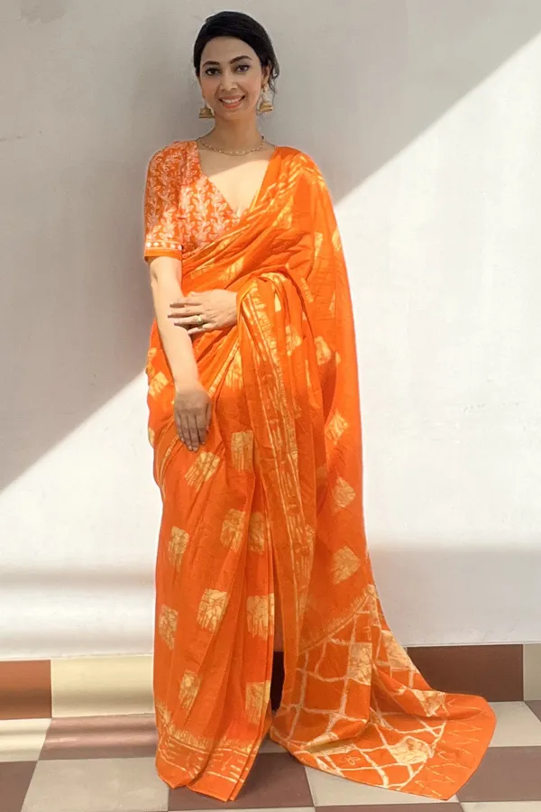 Ikkat_Print_Pure_Soft_Cotton_saree_With_Blouse_Piece